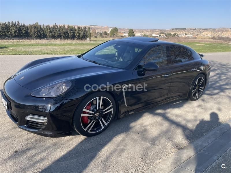 Usado Porsche Panamera Turbo 500 CV (367 kW) 2011 Negro Berlina