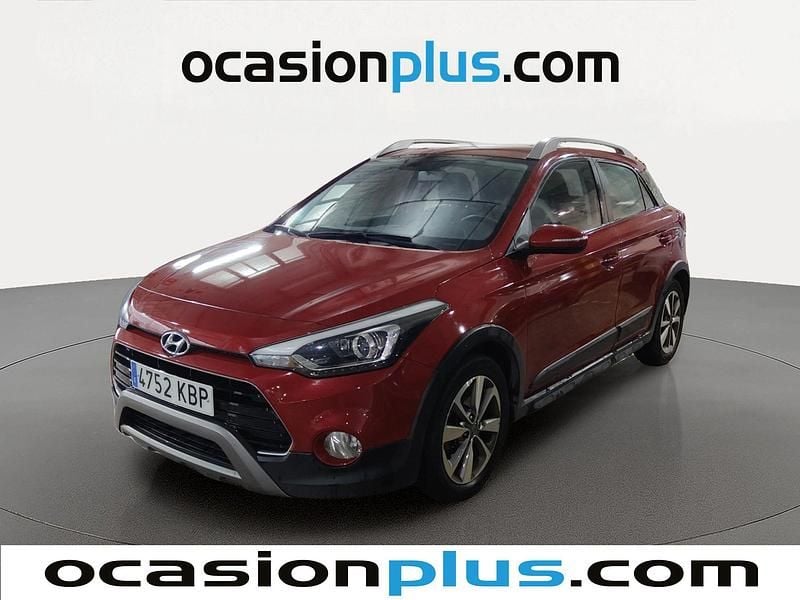 Usado Hyundai i20 Active 90 HP (66 kW) 2017 Vermelho Citadino