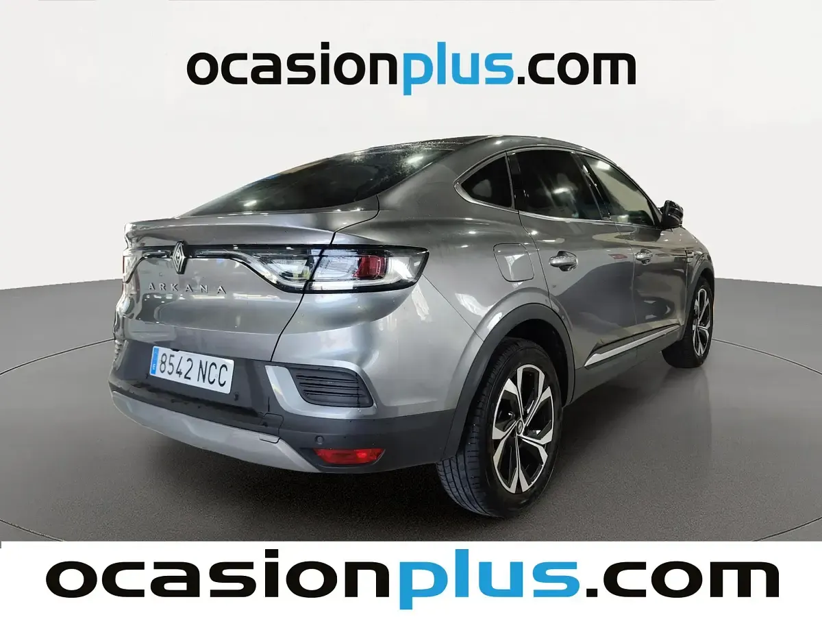 Usado Renault Arkana Techno 140 CV (102 kW) 2025 Gris SUV