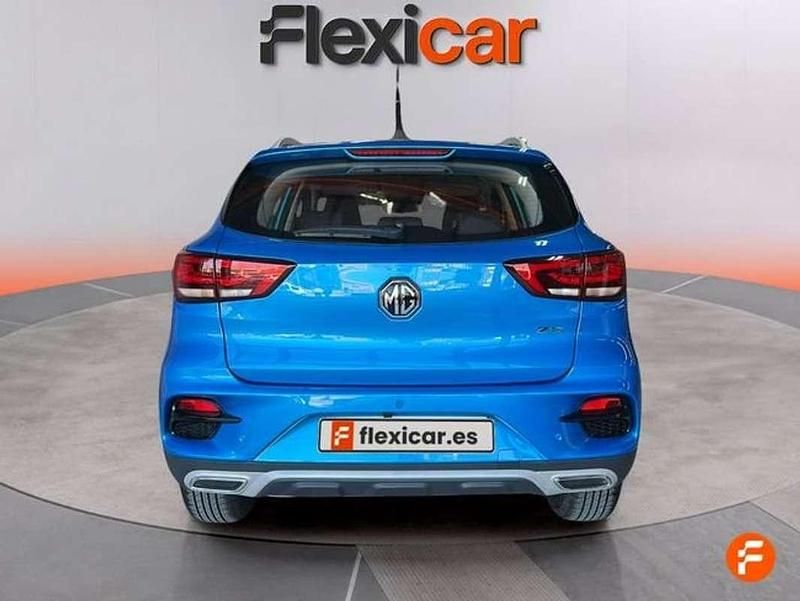 Usado MG ZS Comfort 116 HP (85 kW) 2025 Azul SUV