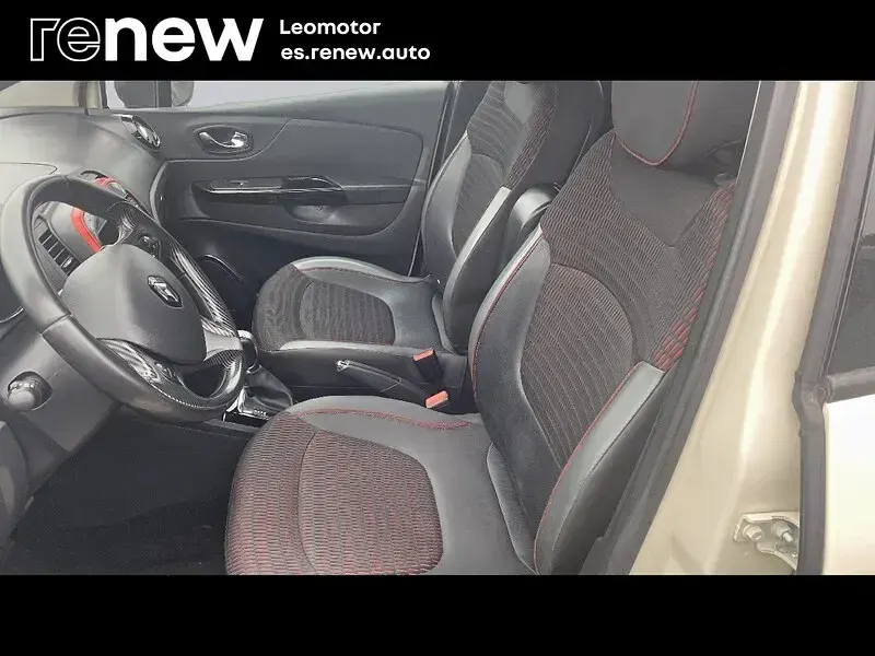 Usado Renault Captur XMOD 120 CV (88 kW) 2016 Gris SUV