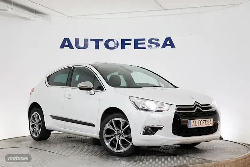 Usado Citroën DS4 Sport Chic 160 CV (117 kW) 2015 Blanco Utilitario