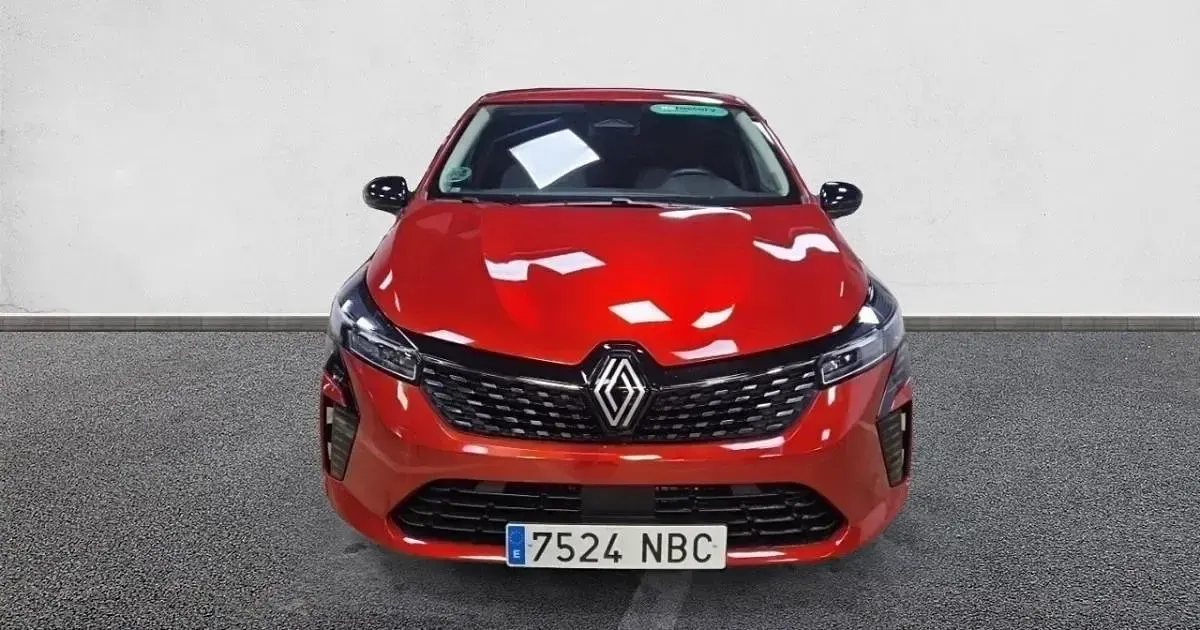 Usado Renault Clio Evolution 100 CV (73 kW) 2025 Utilitario