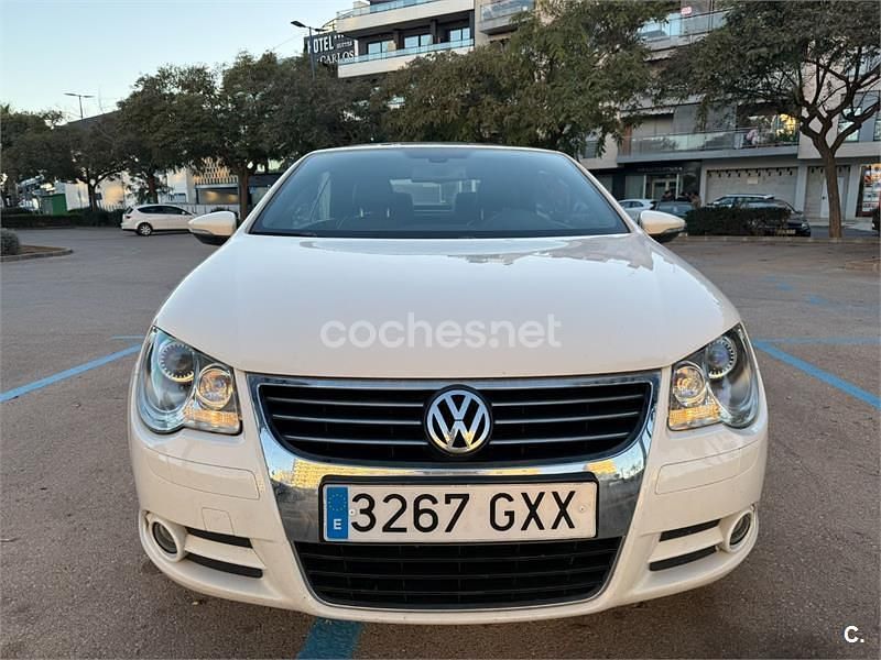 Usado VW Eos 122 CV (89 kW) 2010 Blanco Descapotable