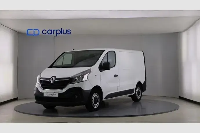 Usado Renault Trafic 120 CV (88 kW) 2021 Blanco Monovolumen