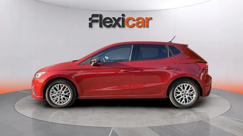 Usado Seat Ibiza FR 116 CV (85 kW) 2025 Rojo Berlina