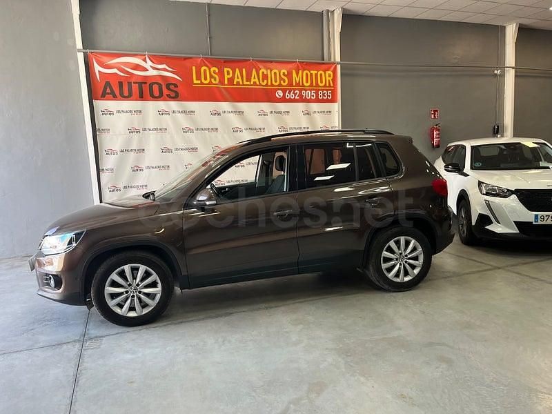 Usado VW Tiguan Sport 140 CV (102 kW) 2014 Marrón SUV
