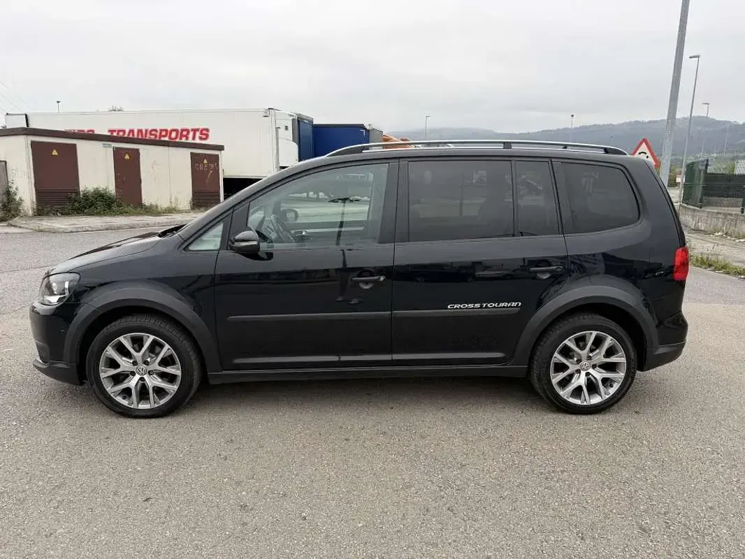 Brugt VW Touran Sport 140 HK (102 kW) 2015 Sort MPV