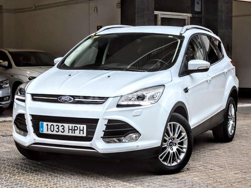 Blanco Usado 2013 Ford Kuga Titanium SUV | 10.990 € (Precio justo) - Imagen 1/4