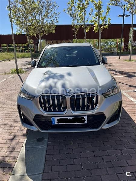 Gris / plata Usado 2024 BMW X1 Comfort Edition SUV | 39.900 € (Super precio) - Imagen 1/4
