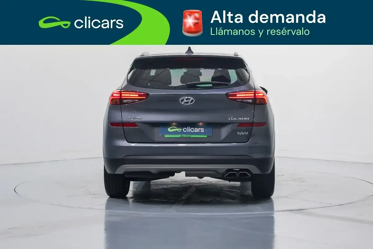 Usado Hyundai Tucson 136 CV (100 kW) 2020 Gris SUV