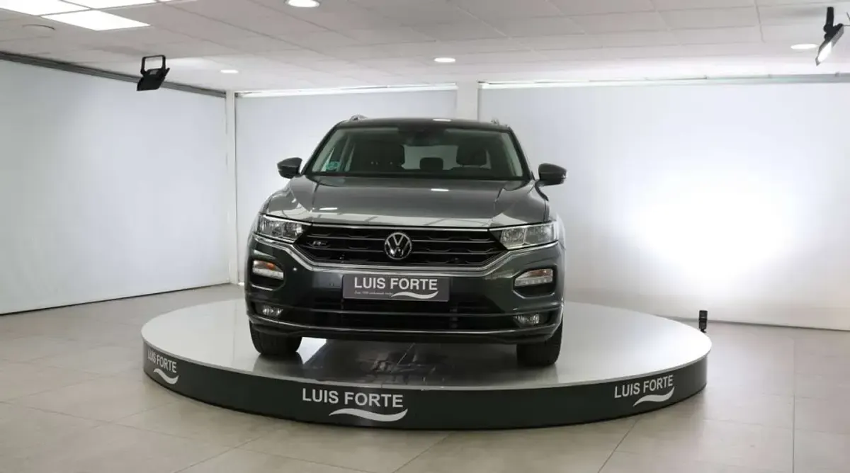 Usado VW T-Roc Advance 150 CV (110 kW) 2022 Gris SUV
