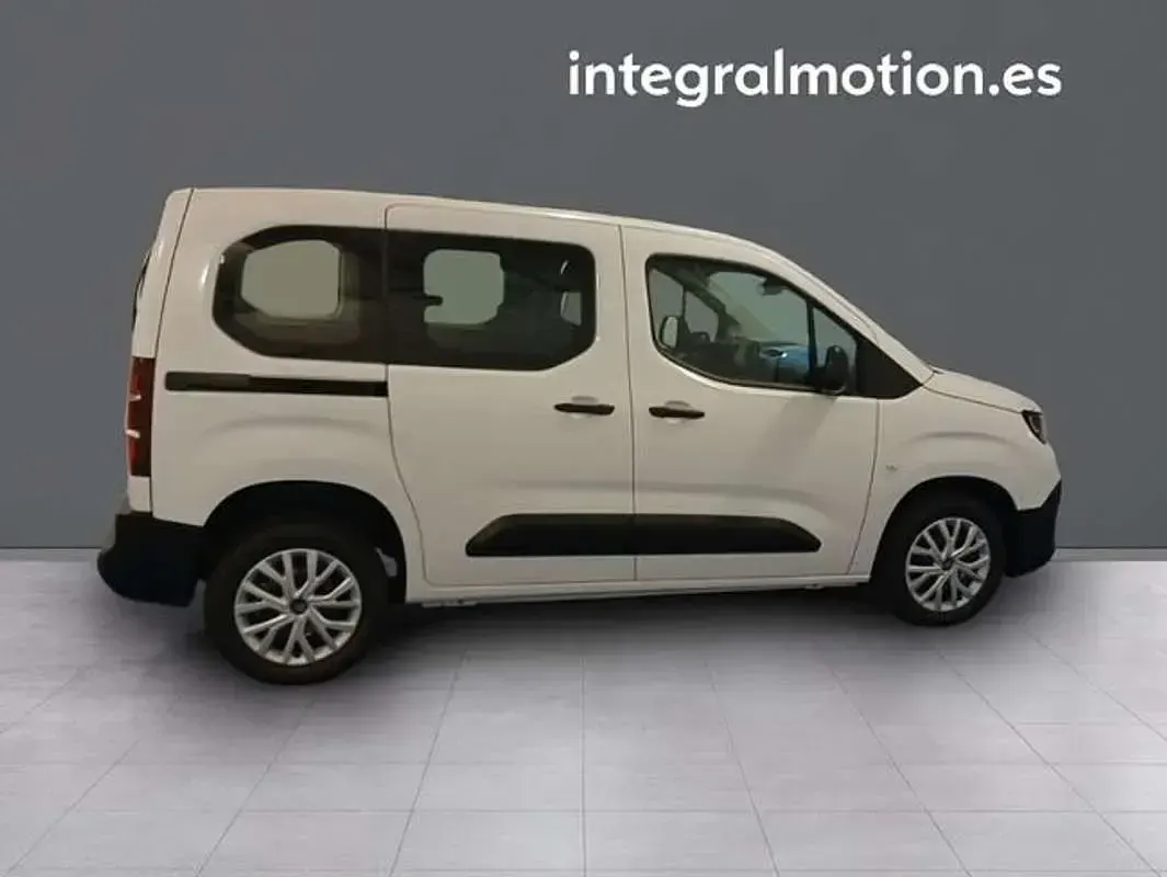 Nuevo Fiat Doblò 102 CV (75 kW) 2026 Blanco Monovolumen