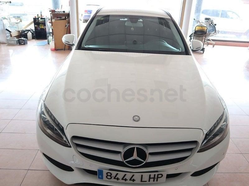 Usado Mercedes C220 Avantgarde 170 CV (125 kW) 2016 Blanco Familiar