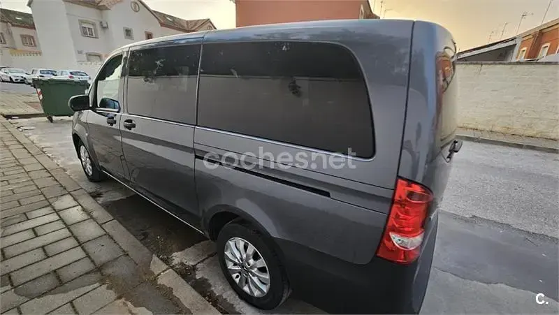 Usado Mercedes V200 Marco Polo 136 CV (100 kW) 2018 Gris / plata Monovolumen