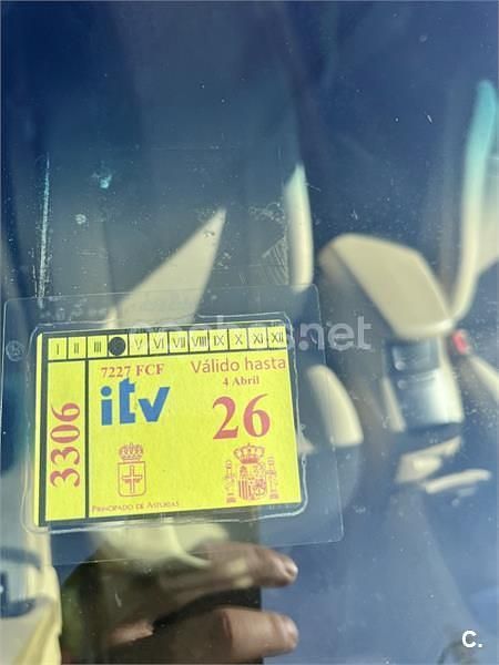 Usado Ssangyong (KGM) Rodius 165 CV (121 kW) 2007 Negro Monovolumen