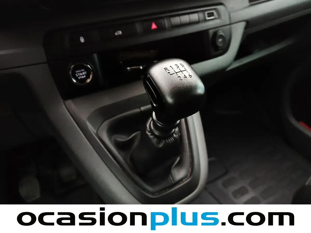 Usado Opel Vivaro-e Combi 102 CV (75 kW) 2022 Blanco Monovolumen