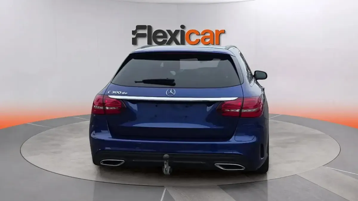 Usado Mercedes C300e 306 CV (225 kW) 2020 Azul Familiar