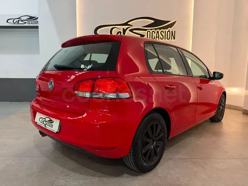 Usado VW Golf VI Advance 115 CV (84 kW) 2009 Rojo Utilitario