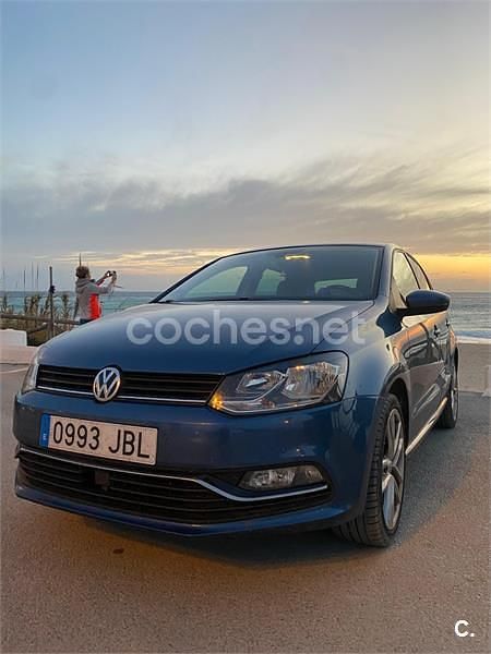 Usado VW Polo Advance 105 CV (77 kW) 2010 Azul Berlina