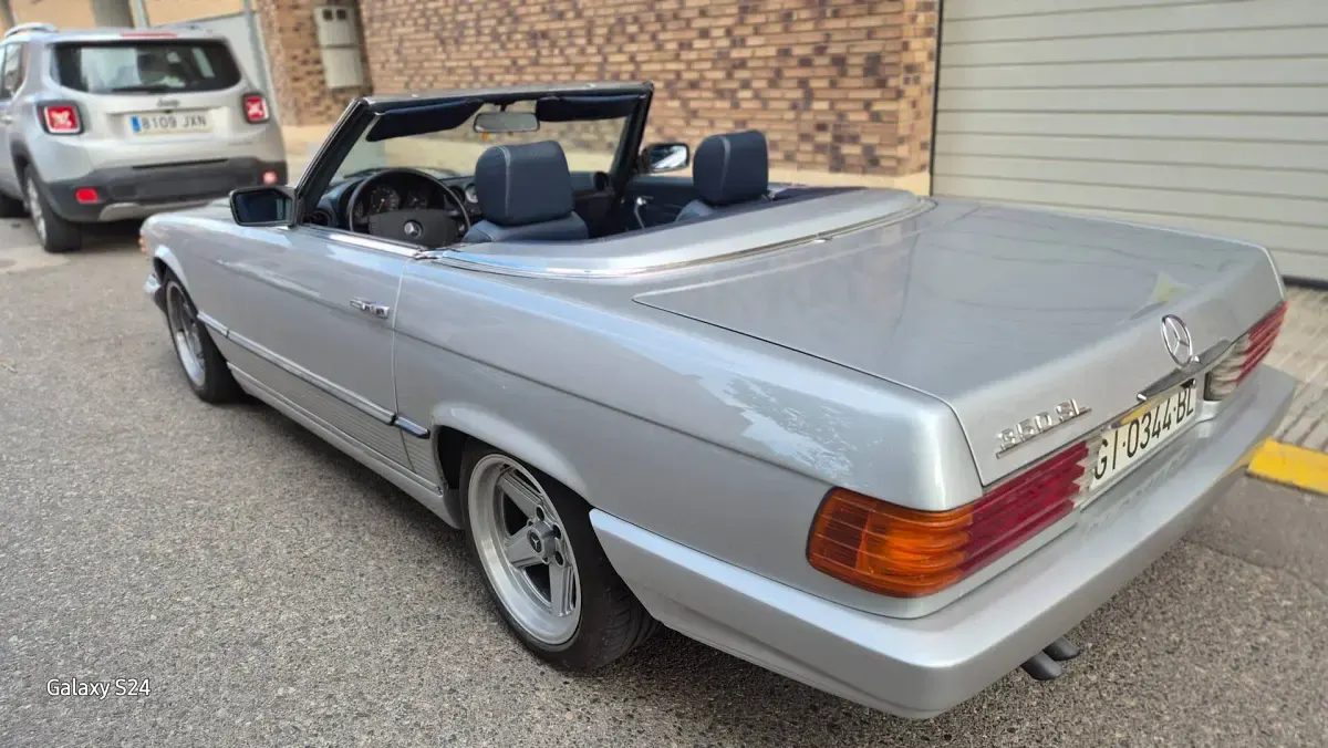 Usado Mercedes SL350 200 CV (147 kW) 1972 Gris Descapotable