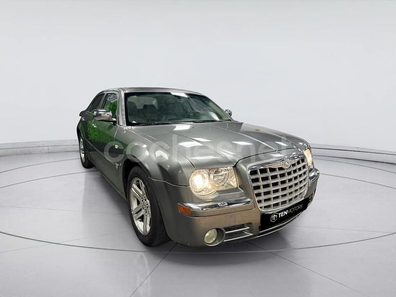 Gris / plata Usado 2008 Chrysler 300C Berlina | 7999 € (Precio justo) - Imagen 1/4