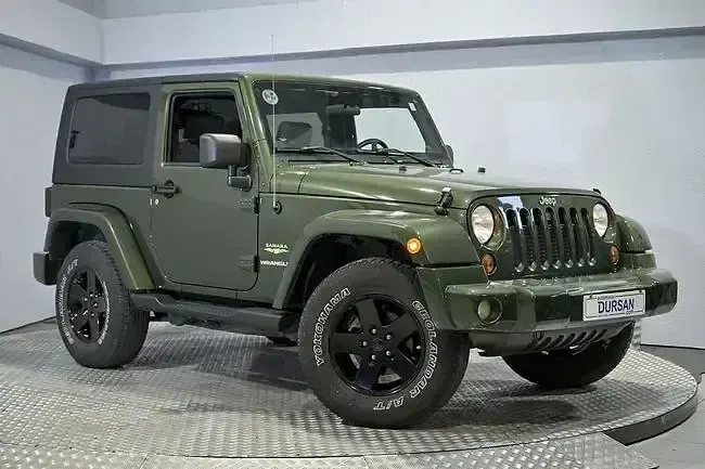 Usado Jeep Wrangler Sahara 177 CV (130 kW) 2009 Verde SUV