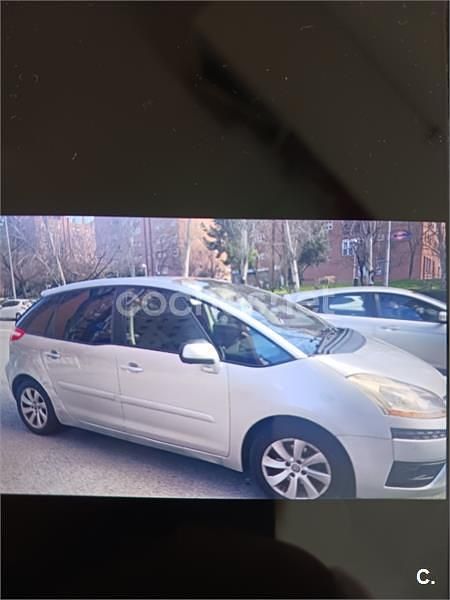 Usado Citroën C4 Picasso Attraction 130 CV (95 kW) 2014 Gris / plata Monovolumen