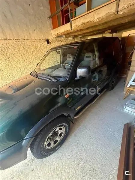 Usado Nissan Terrano 125 CV (91 kW) 1998 Verde SUV