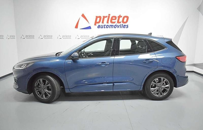 Usado Ford Kuga ST-Line 190 CV (139 kW) 2023 Azul SUV