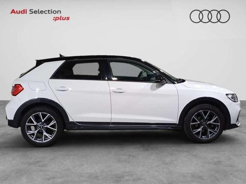 Usado Audi A1 Ambiente 95 CV (69 kW) 2021 Blanco SUV