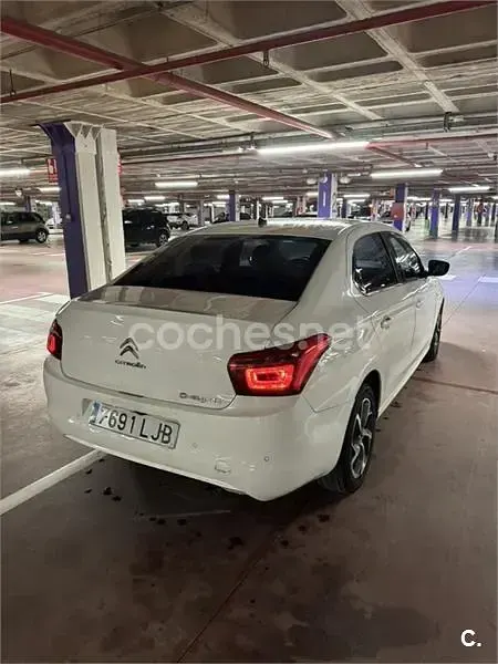 Usado Citroën C-Elysee I Shine 102 CV (75 kW) 2020 Blanco Berlina