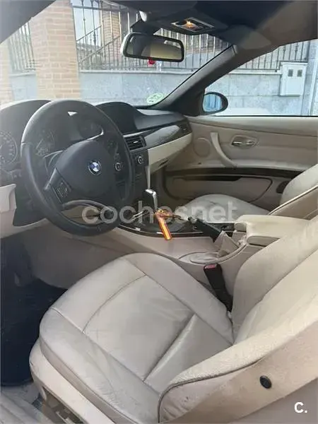 Usado BMW 320 Cabriolet 170 CV (125 kW) 2008 Beige Descapotable