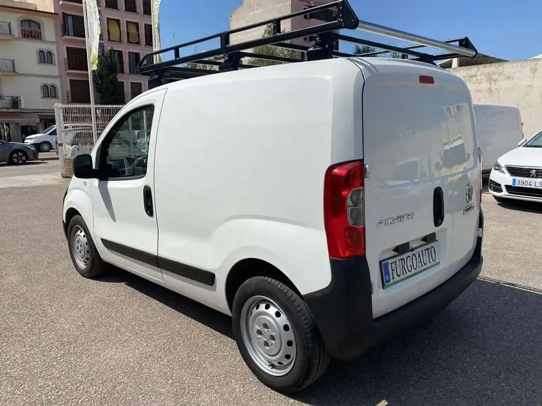 Usado Fiat Fiorino 80 CV (58 kW) 2020 Blanco Monovolumen