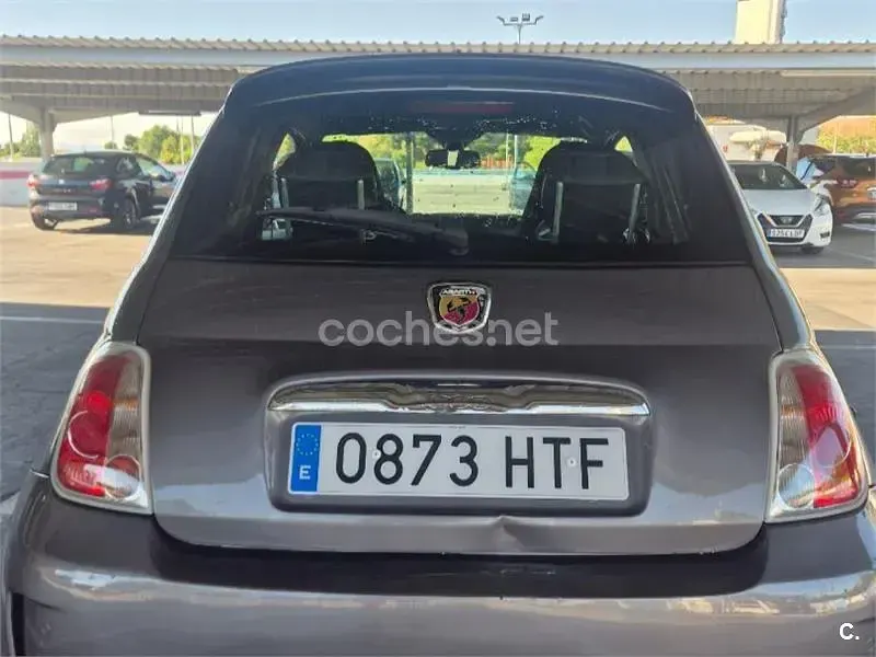 Usado Abarth 500 135 CV (99 kW) 2013 Gris / plata Berlina