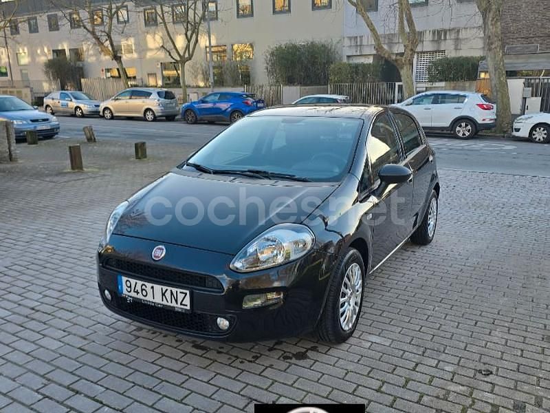 Negro Usado 2018 Fiat Punto Utilitario | 8000 € (Precio justo) - Imagen 1/4