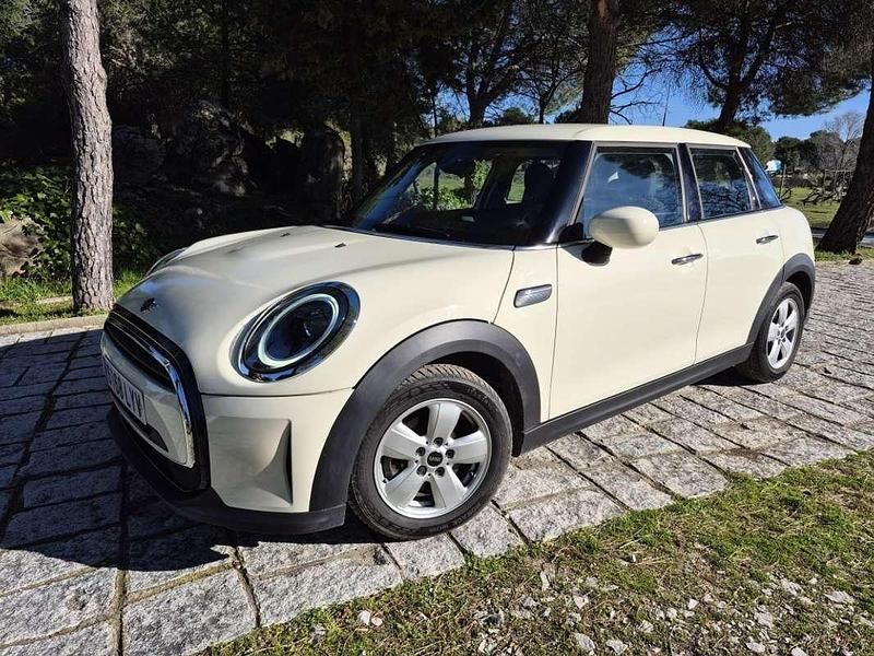 Usado Mini Cooper 136 CV (100 kW) 2022 Blanco Utilitario