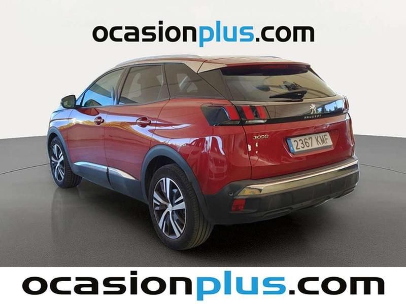 Usado Peugeot 3008 Allure 131 CV (96 kW) 2018 Rojo SUV