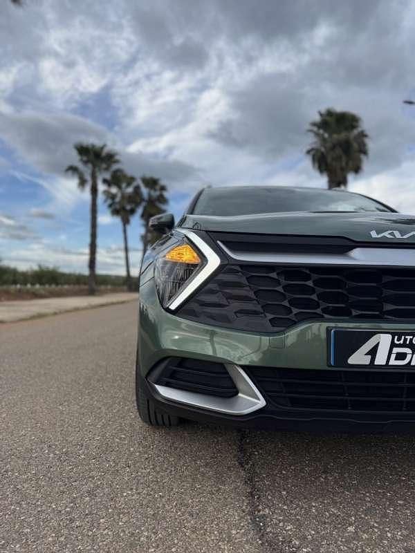 Usado Kia Sportage 152 CV (111 kW) 2024 Verde SUV