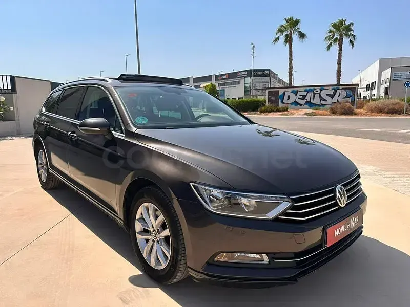 Usado VW Passat Edition 120 CV (88 kW) 2016 Gris / plata Familiar