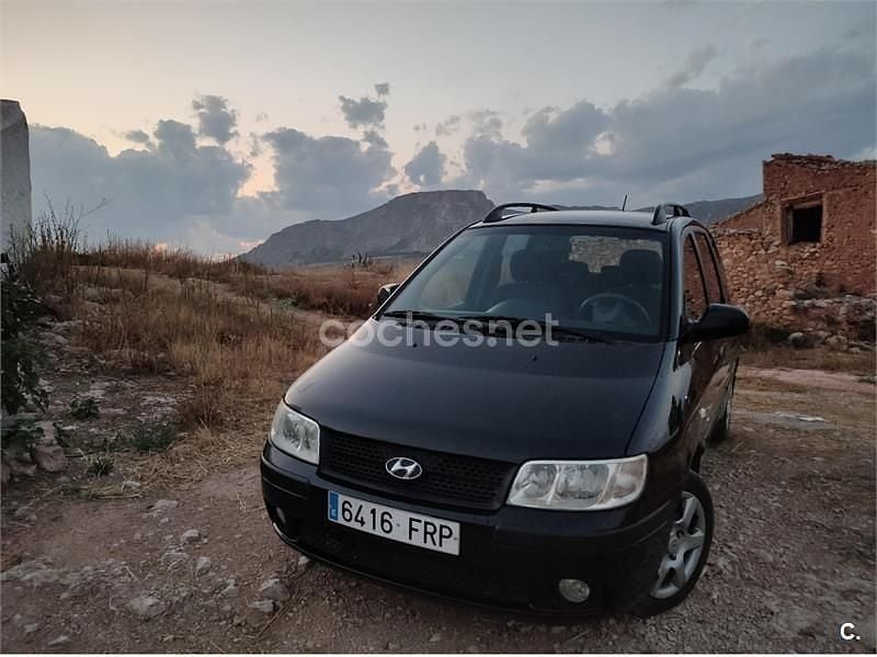 Usado Hyundai Matrix GLS 110 CV (80 kW) 2007 Negro Monovolumen