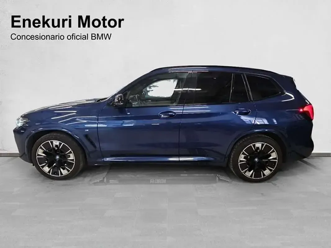 Usado BMW iX3 M Sport 210 kW (286 CV) 2022 Azul SUV
