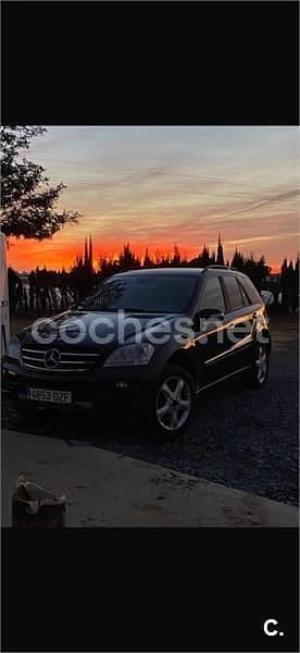 Negro Usado 2006 Mercedes ML350 SUV | 11.999 € (Precio justo) - Imagen 1/4