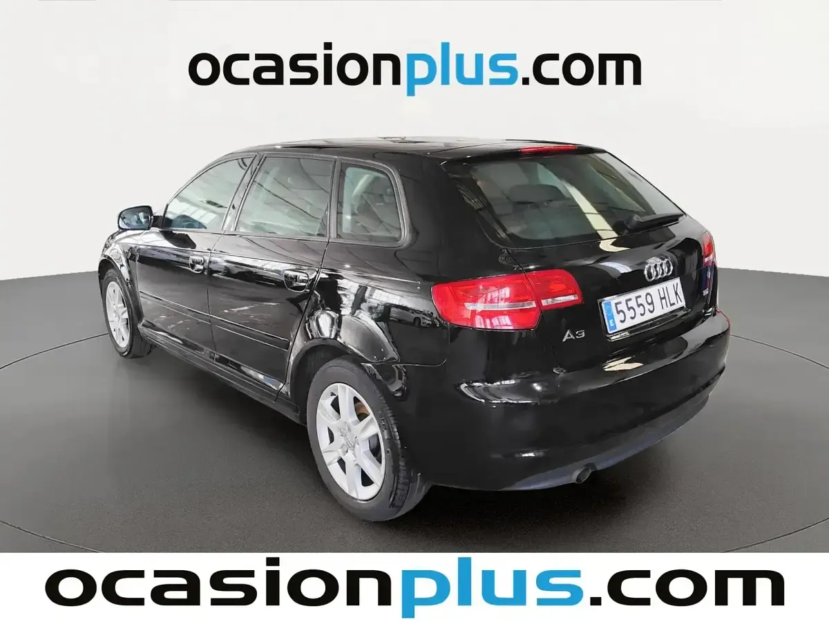 Usado Audi A3 Ambiente 105 CV (77 kW) 2012 Negro Utilitario