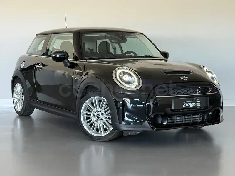 Usado Mini Cooper S 178 CV (130 kW) 2023 Negro Utilitario