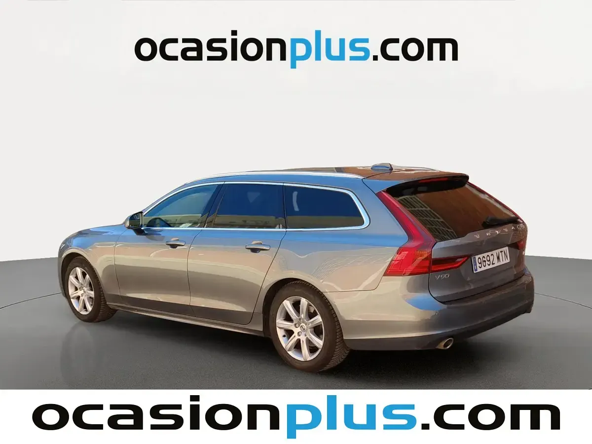 Usado Volvo V90 Momentum 190 CV (139 kW) 2019 Gris Familiar