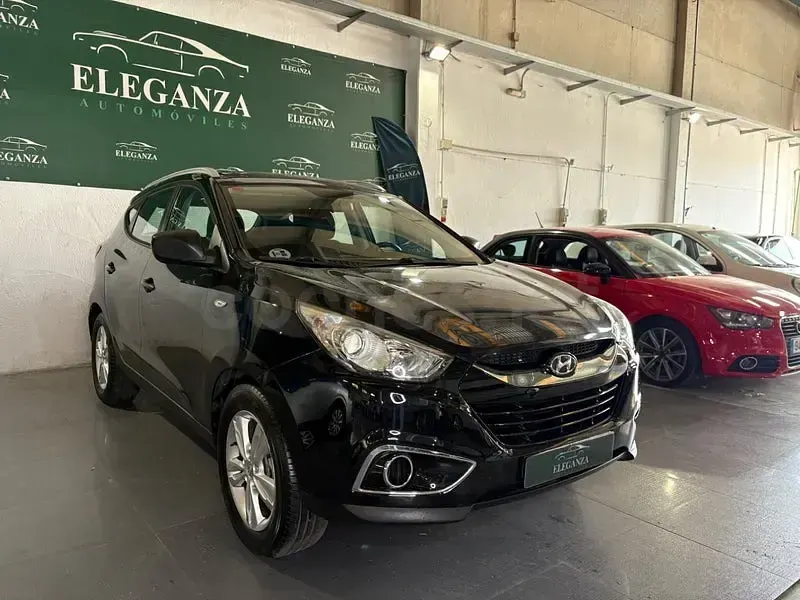Usado Hyundai ix35 115 CV (84 kW) 2013 Negro SUV
