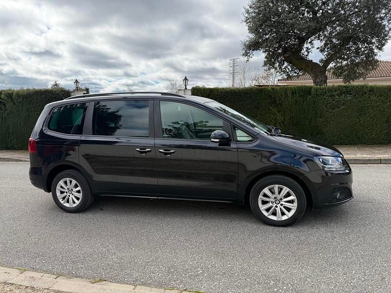 Usado Seat Alhambra Style 150 CV (110 kW) 2019 Negro Monovolumen
