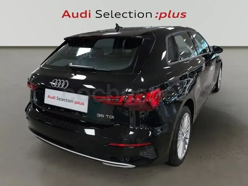 Usado Audi A3 Advanced Plus 150 CV (110 kW) 2022 Negro Berlina