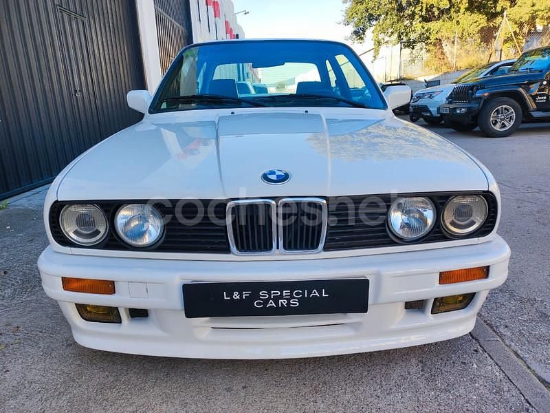 Usado BMW 325 170 CV (125 kW) 1990 Blanco Berlina